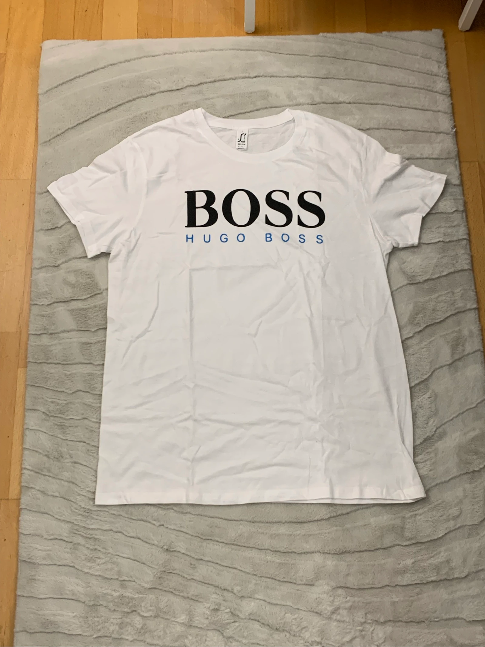 BOSS by Hugo Boss Men’s T-Shirt Size L – Excellent Condition